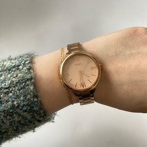 FOSSIL Rose Gold Women’s watch w/ Original tags and 2 extra links
